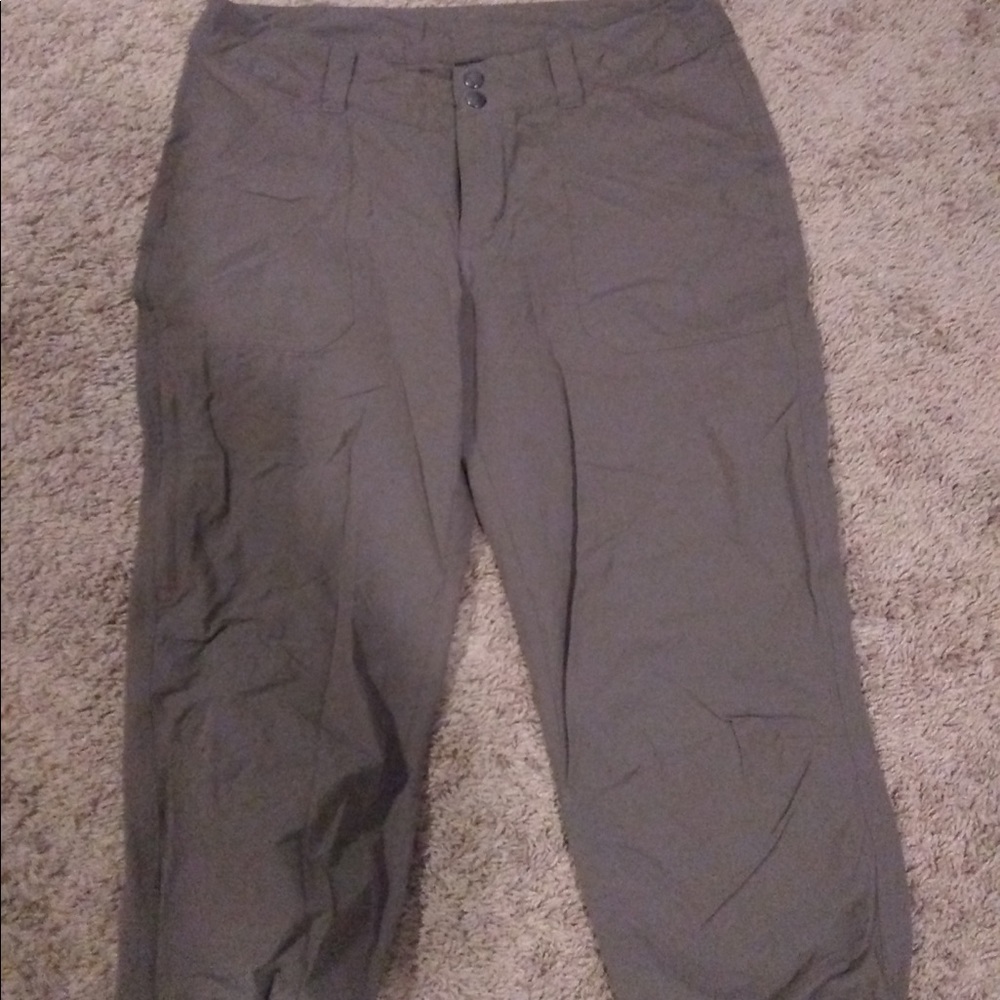 Patagonia cropped pants